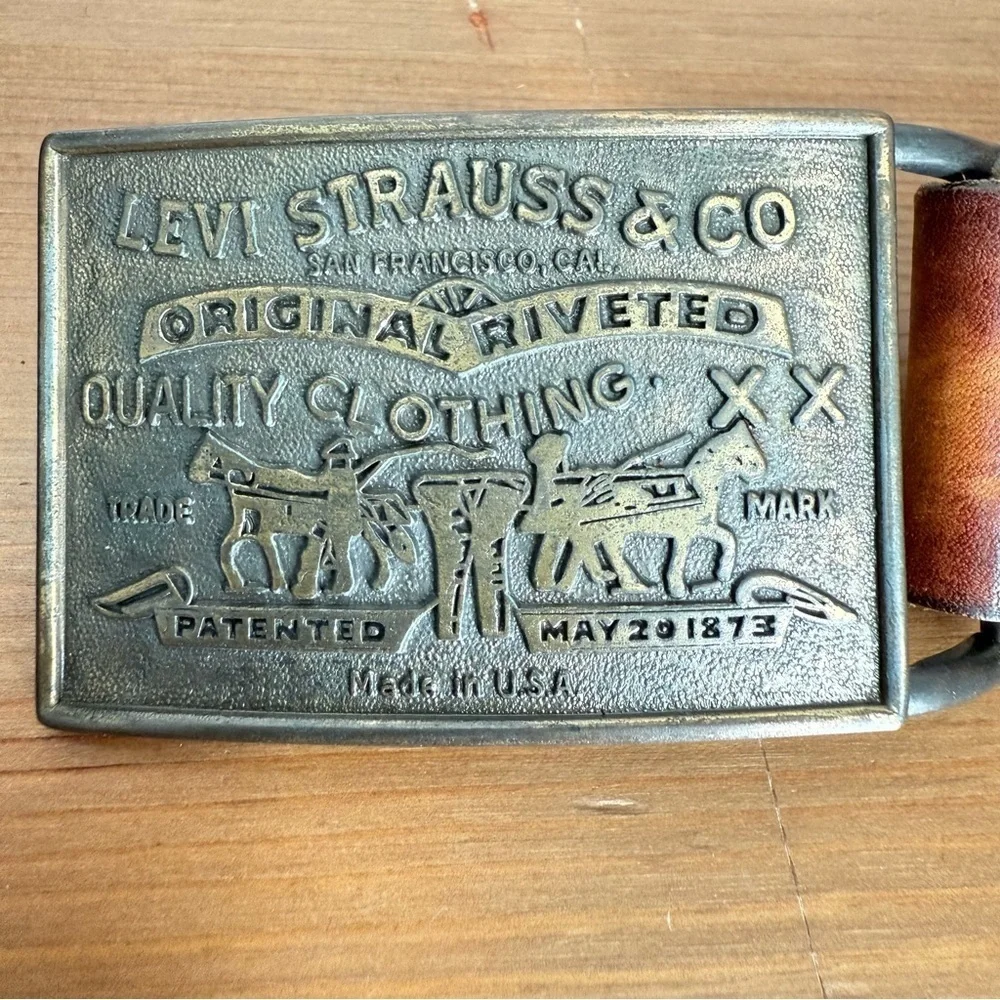 Vintage Belt Buckle & Belt Levi Strauss & Co Original Riveted Brass Tone Sz 28